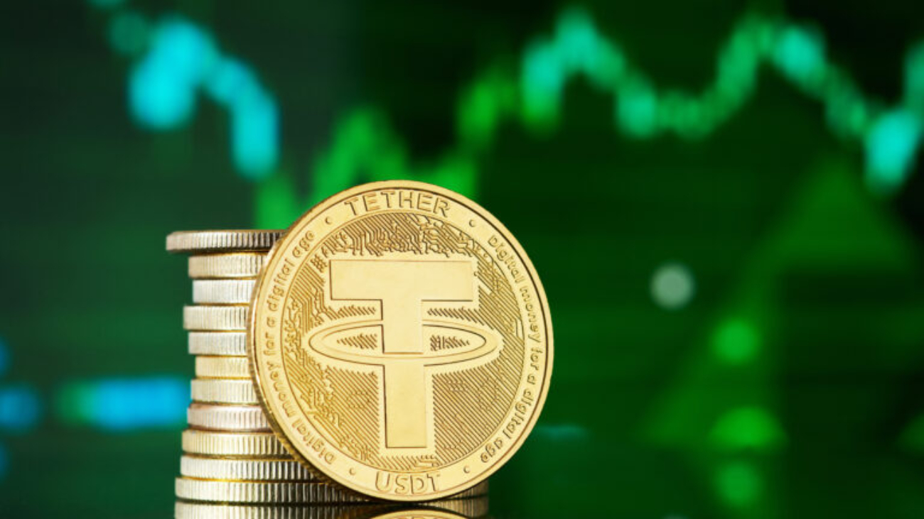 Tether cryptocurrencies and graph statistic background